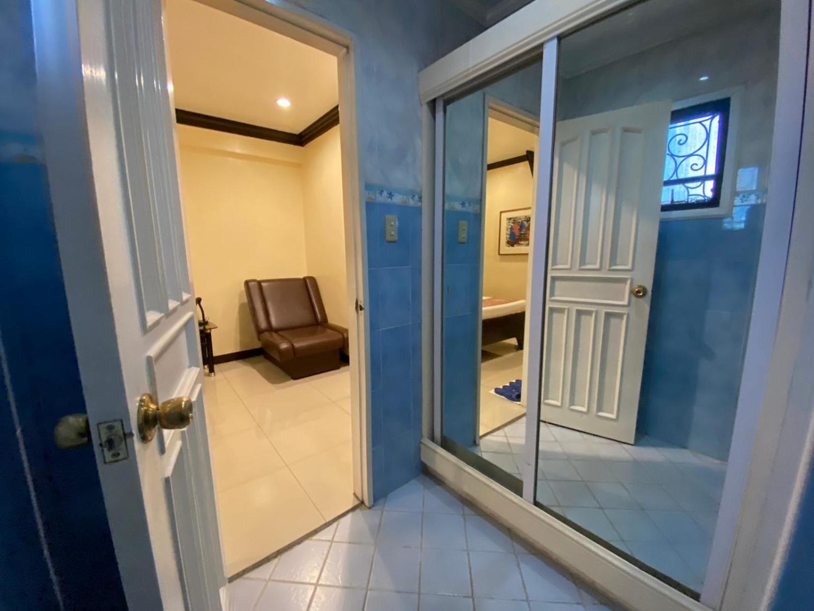 Stone House Quezon City San Juan  Luaran gambar